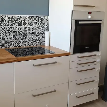 De Charme Et Familial A Apartament
