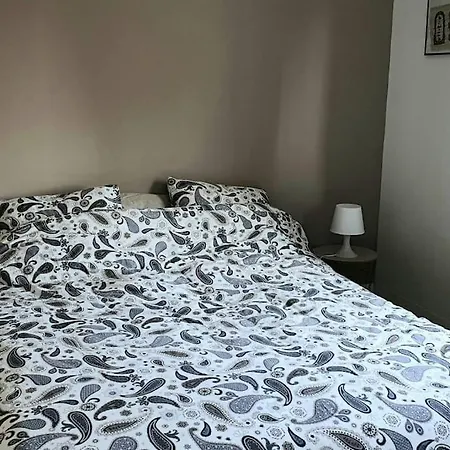 De Charme Et Familial A Apartament Caen